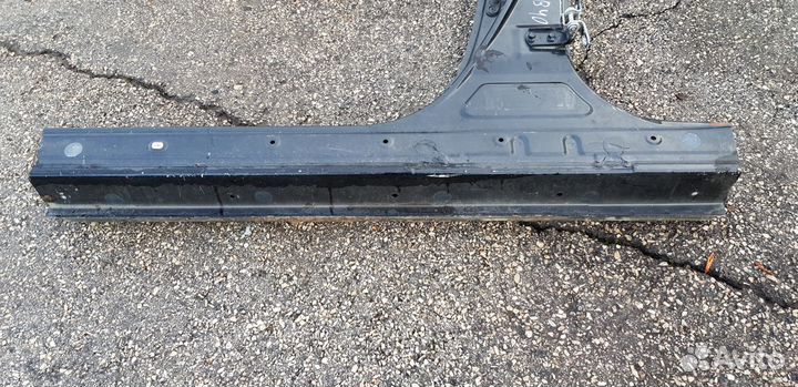 Toyota Camry V40 Порог левый Средняя стойка