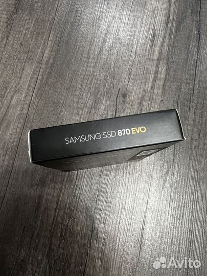 Новый SSD Samsung 870 Evo 1Tb Жесткий диск