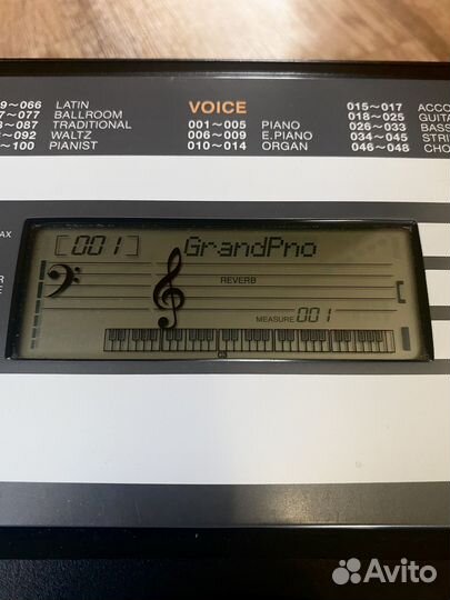 Синтезатор Yamaha PSR-E213