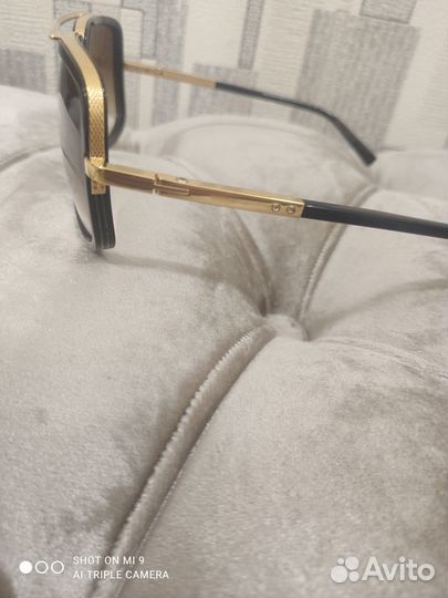 Продаю солнце защитные очки оригинал