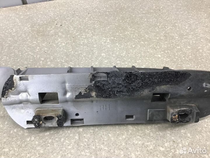 Рейлинг крыши левый Kia Sorento II 2009-2020