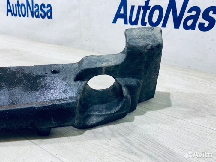 Наполнитель бампера передний Toyota Rav4 2017