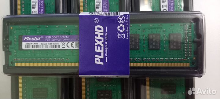 Новая. DDR3 8Gb 1600MHz PC3-12800 CL11 PlexHD. SEC
