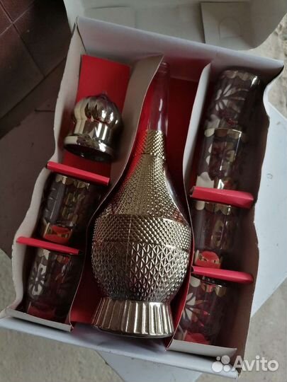 Набор новый графин +стопки