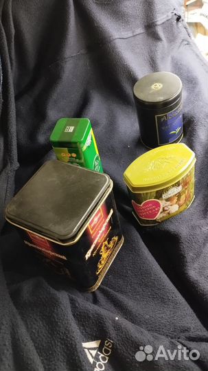 Коробки банки из жесть и др