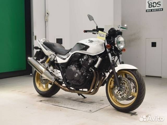 Honda CB400SFV
