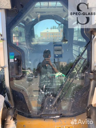 Лобовое стекло лиугонг CLG375B