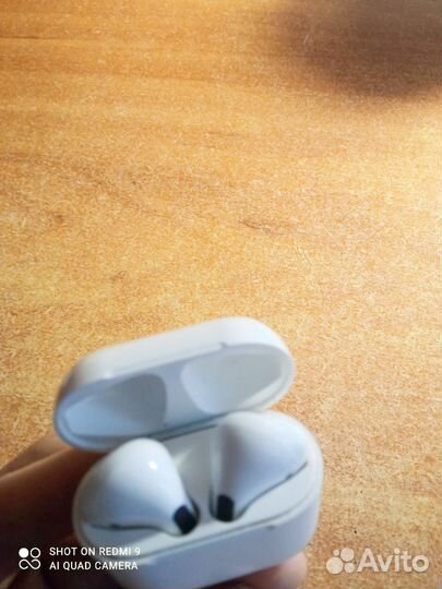 Беспроводные наушники