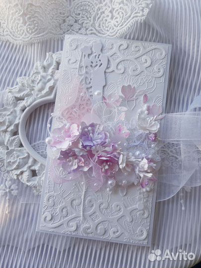 Свадебная открытка-конверт с магнолиями