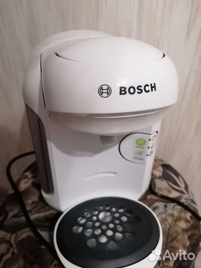 Капсульная кофемашинка Tassimo Vivy 2