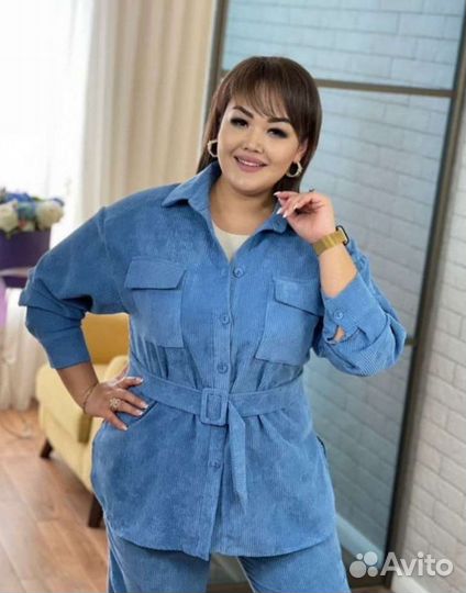 Костюм женский новый вельветовый 52 размера