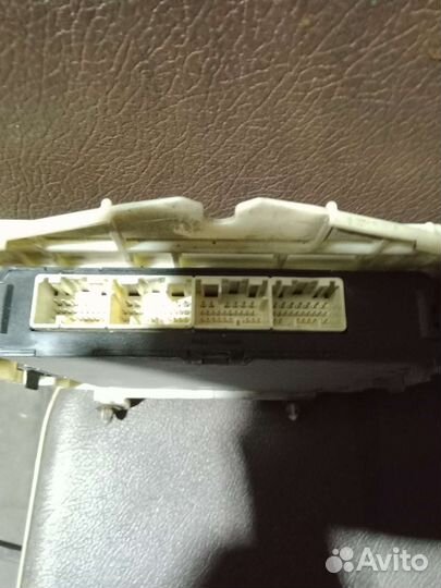Блок управления двигателем (компьютер) Тойота хайс
