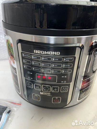 Мультиварка Redmond RMC-M36