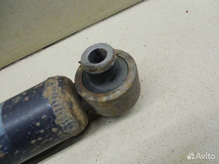 Амортизатор задний Corolla E15 2006-2013