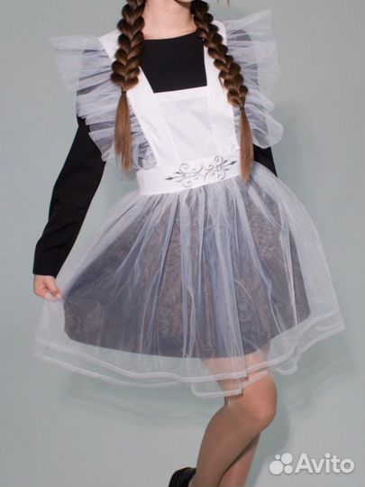 Школьный фартук