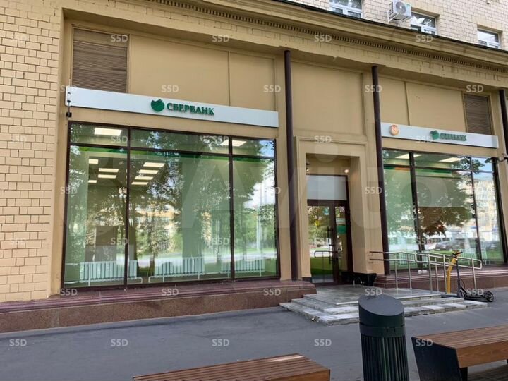 Продам торговое помещение, 403.8 м²