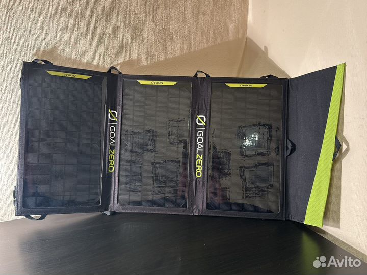 Солнечная панель Nomad