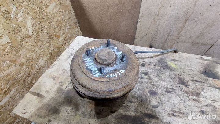 Кулак задний левый Hyundai Matrix 1