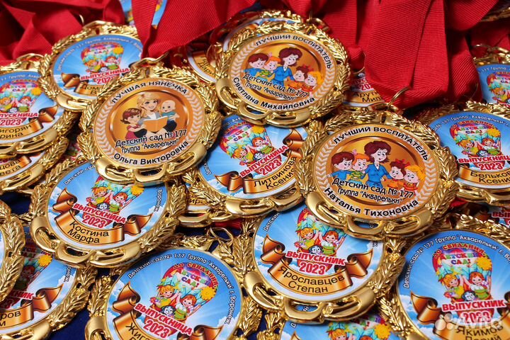 Медали и значки для детей школы и детсады и спорта