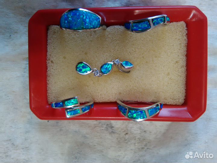 Кольца с опалом