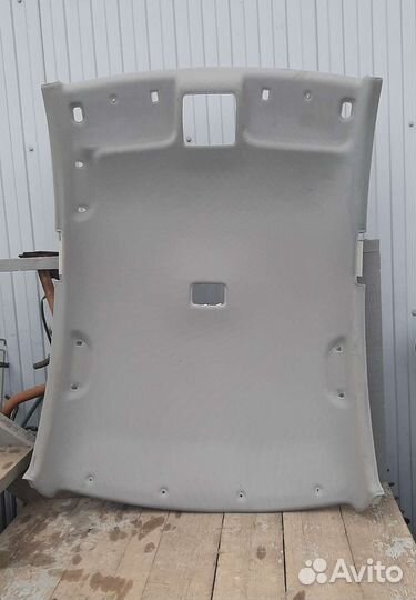 Hyundai Solaris 1 седан потолок