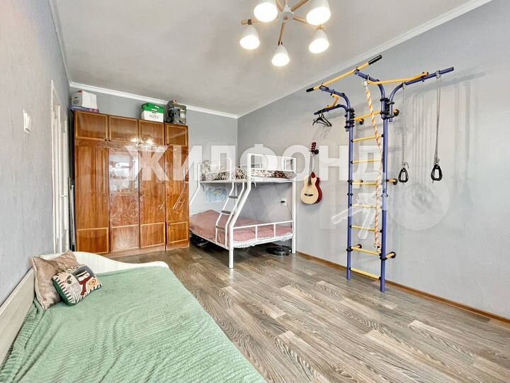 2-к. квартира, 50 м², 5/9 эт.