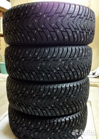 Nokian Tyres Hakkapeliitta 8 SUV 255/45 R20
