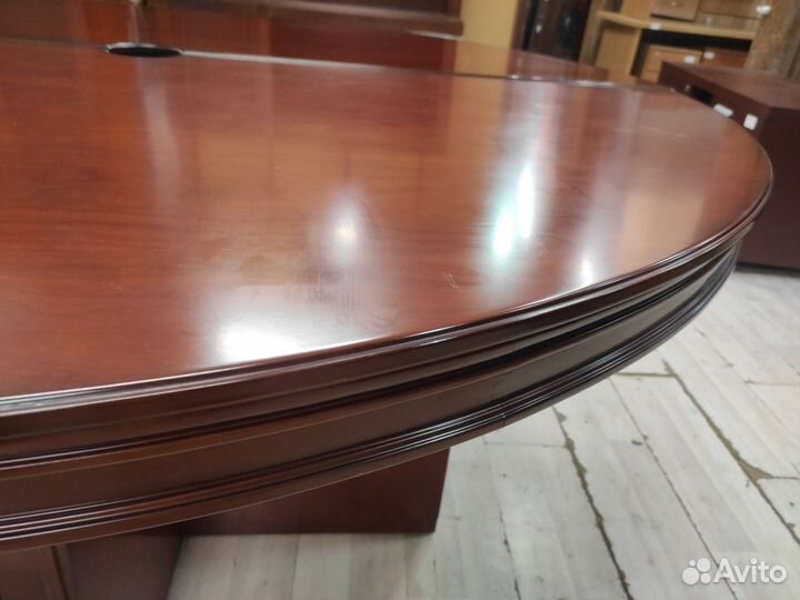 Стол переговоров круглый беринг (шпон) б/у 02243/1