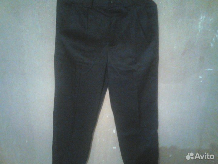 Форма чёрная