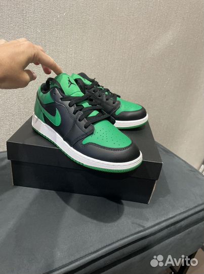 Кроссовки nike air jordan женские