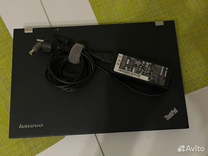 Ноутбук Lenovo thinkpad