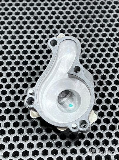 Крышка помпы Yamaha YZ 250F 2014-2018