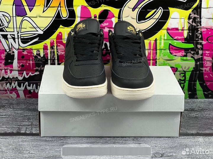 Кроссовки Nike Air Force 1 Premium Black Pack