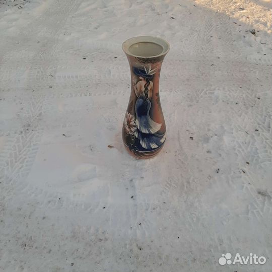 Керамическая ваза