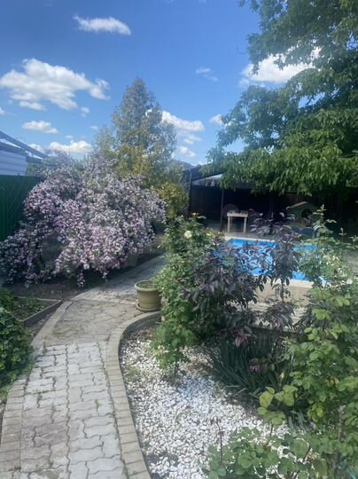 Дом 100 м² на участке 5 сот.