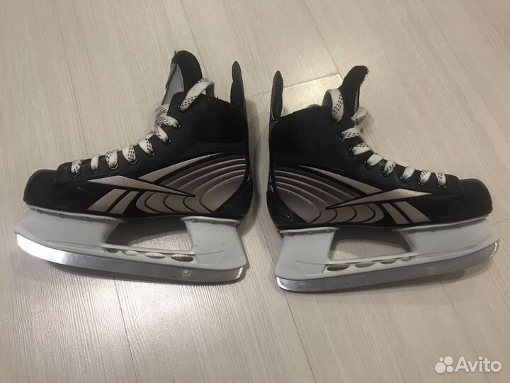 Коньки хоккейные 38 размер