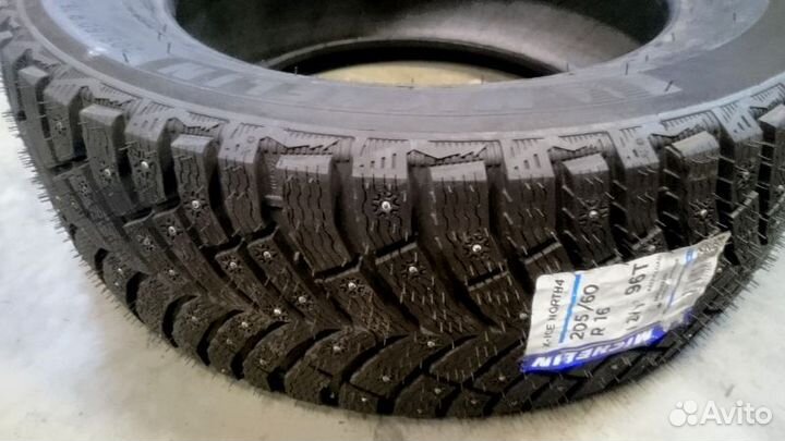 Michelin X-Ice North 4 255/45 R19 104H