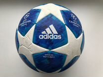 Официальный мяч Лиги Чемпионов по футболу 2018-201