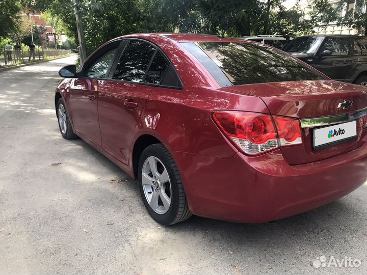 Chevrolet Cruze, 2010