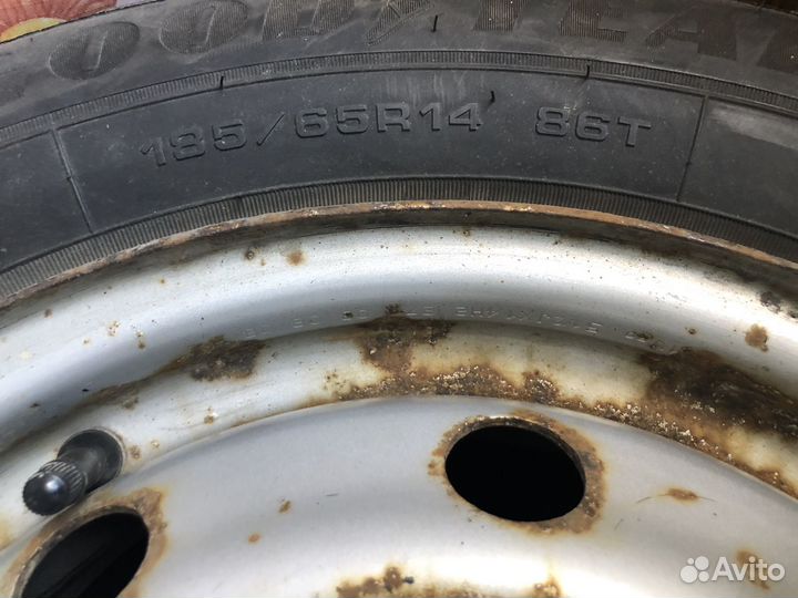 Goodyear UltraGrip 9+ 185/65 R14 86T