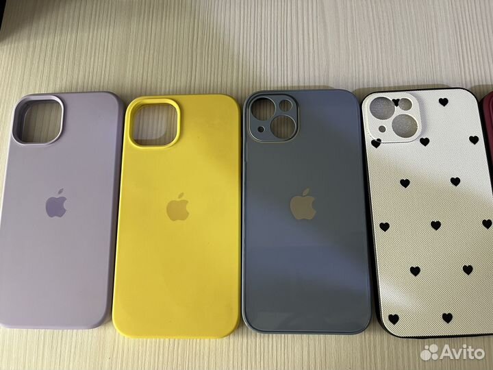 Чехол на iPhone 13