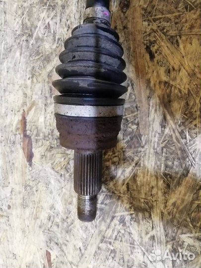 Полуось задняя правая Land Rover Discovery Sport