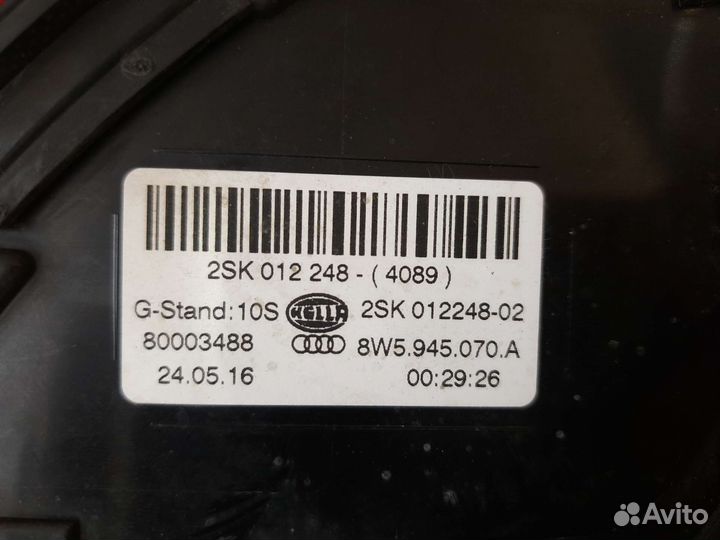 Audi A4 B9 фонарь задний правый наружный галоген