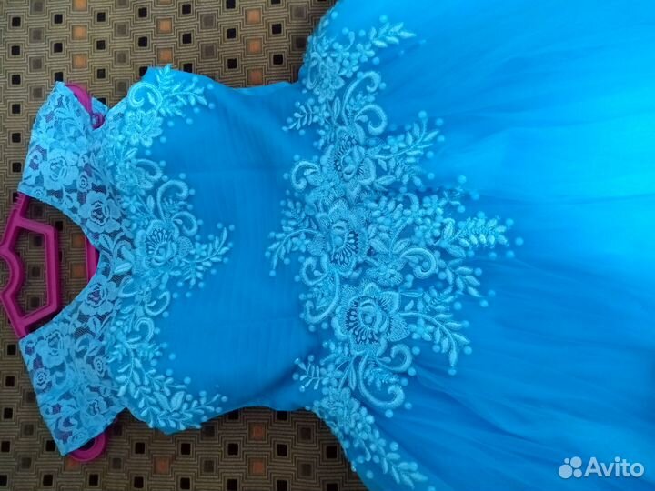 Выпускное платье для девочки размер 32 до пола