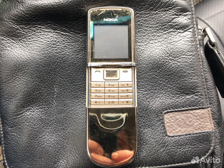 Nokia 8800 Gold Arte, 4 ГБ