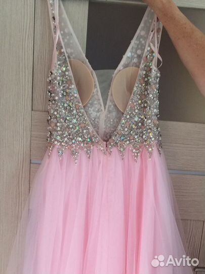 Вечернее платье