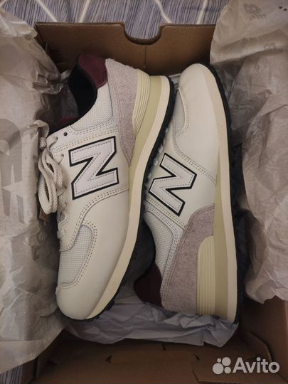 New Balance 574 'White Burgundy'