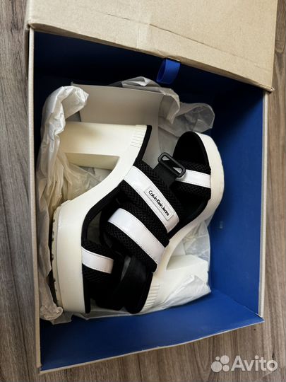 Туфли cmженские Calvin Klein