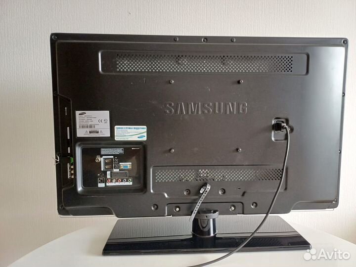 Телевизор Samsung 37 дюймов