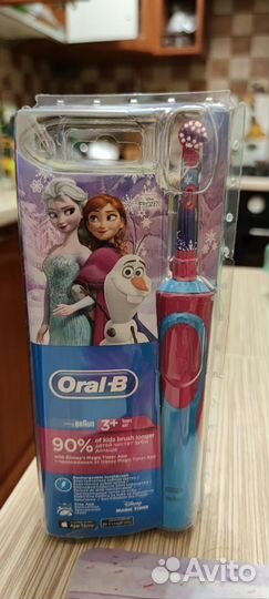 Электрическая зубная щетка oral b детская braun